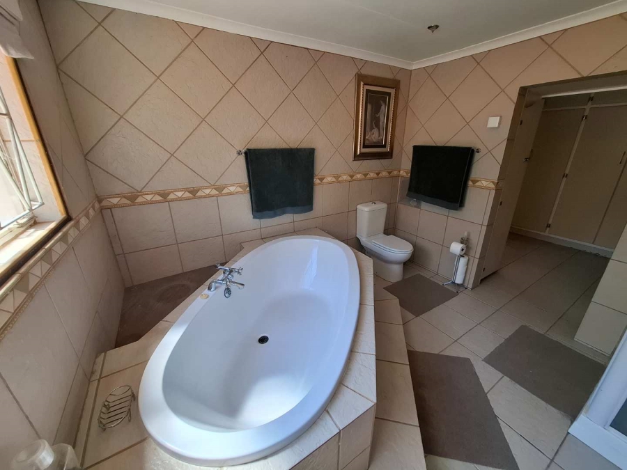 4 Bedroom Property for Sale in Karos Northern Cape